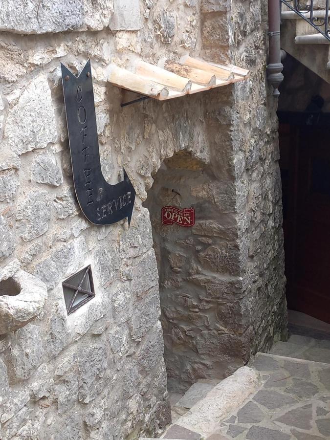 Casa Vacanze "Pietra Viva" Castelnuovo Parano Екстериор снимка