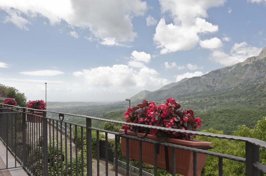 Casa Vacanze "Pietra Viva" Castelnuovo Parano Екстериор снимка