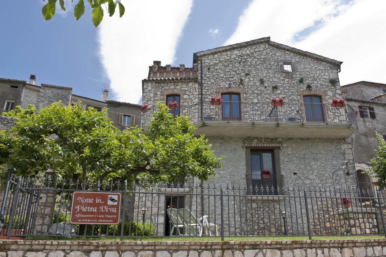 Casa Vacanze "Pietra Viva" Castelnuovo Parano Екстериор снимка